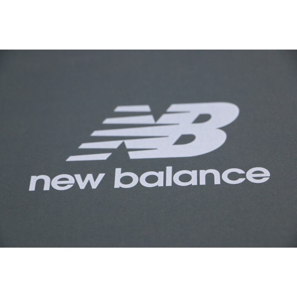 New Balance 9060 Shoes Mens Size 9 Lifestyle U9060GB Sun Glow Sneakers NWT - Picture 2 of 16